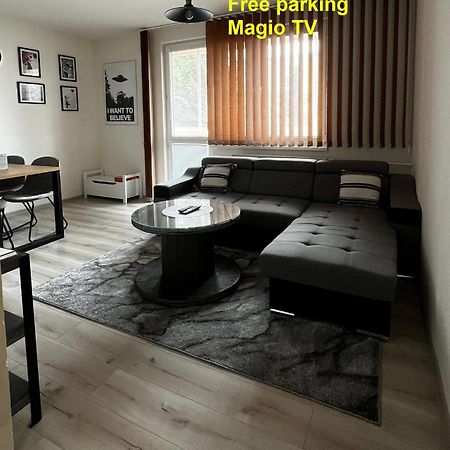 Apartman Bss Trenčín 外观 照片
