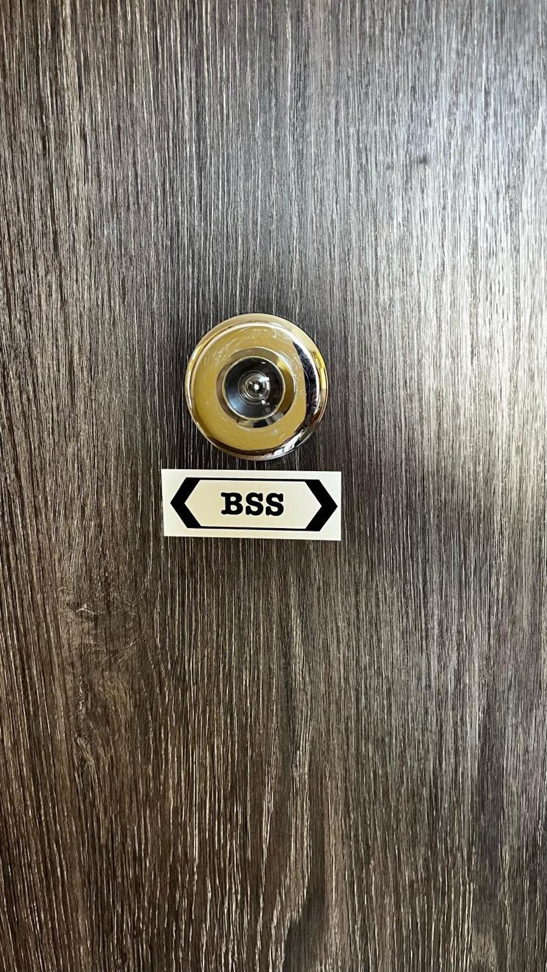 Apartman Bss Trenčín 外观 照片