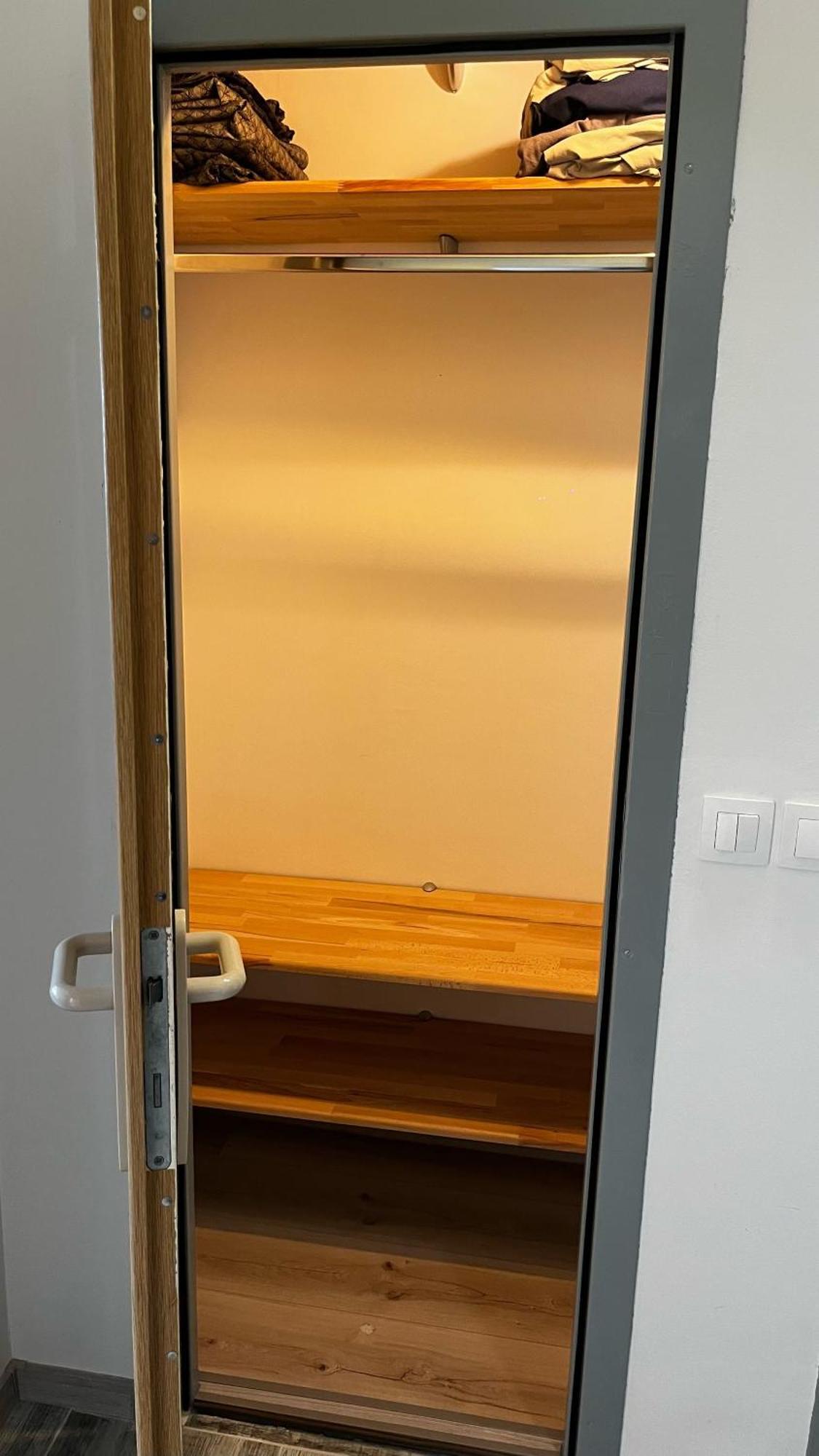 Apartman Bss Trenčín 外观 照片