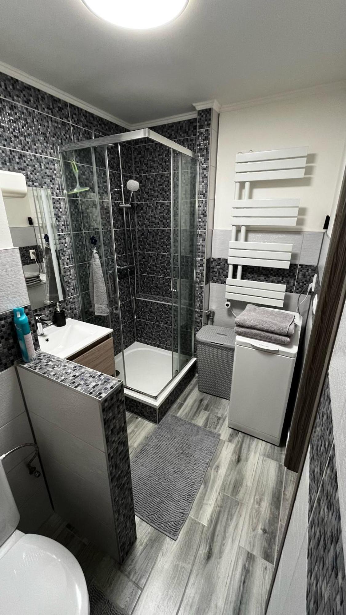 Apartman Bss Trenčín 外观 照片